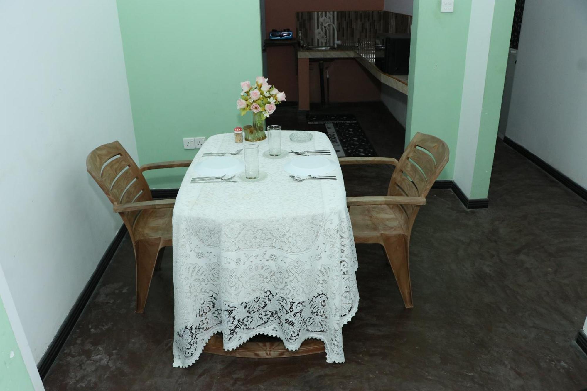Sheru Guest Matara Exterior photo
